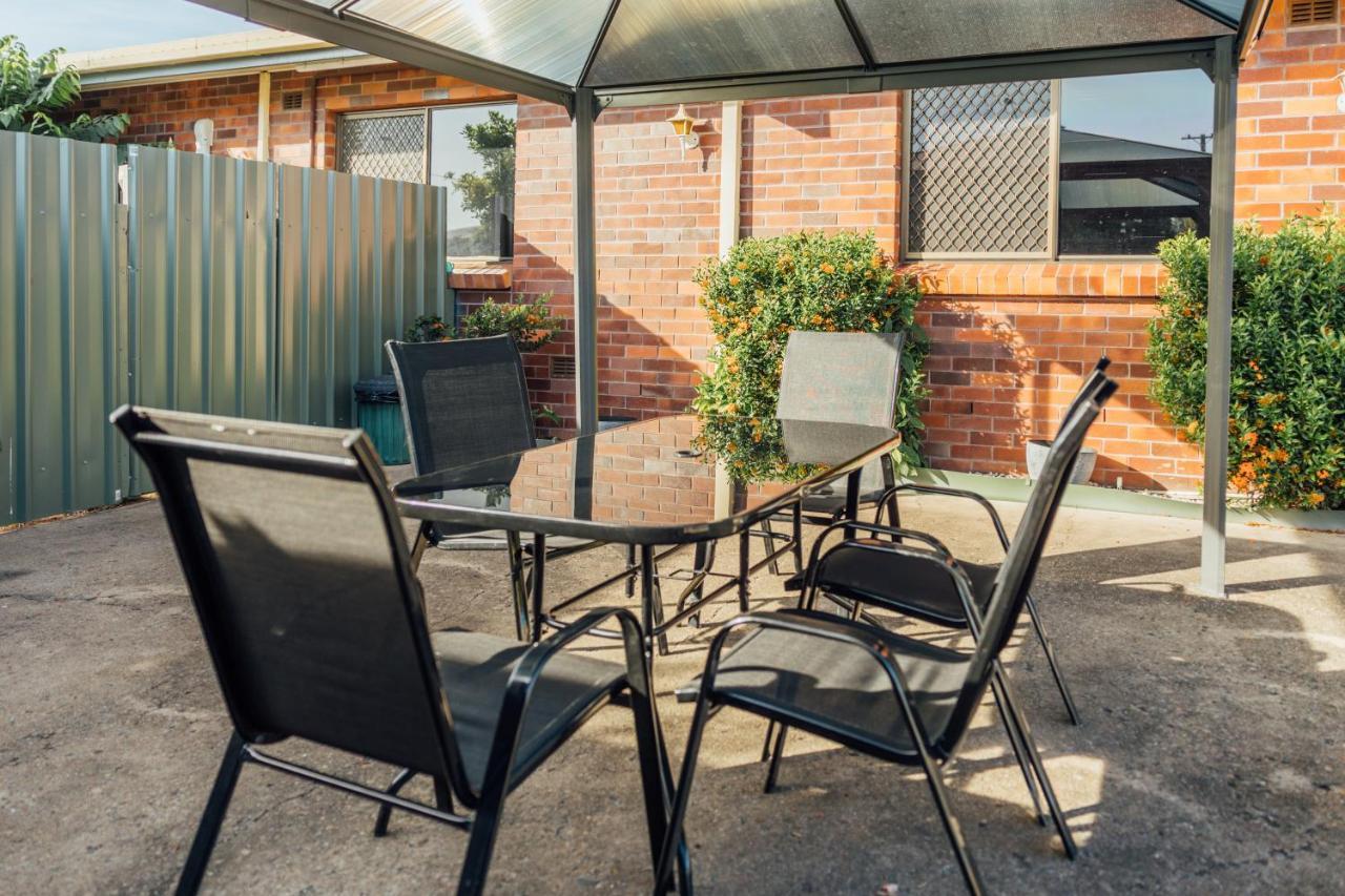 Billabong Lodge Motel Townsville Exterior foto